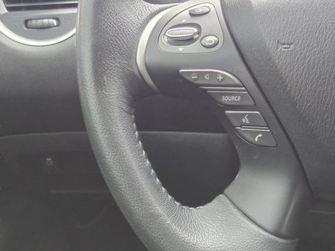 Used 2017 Nissan Pathfinder SV FWD image 23