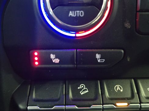 Used 2021 Chevrolet Silverado 1500 LT w/ Texas Edition Plus image 20