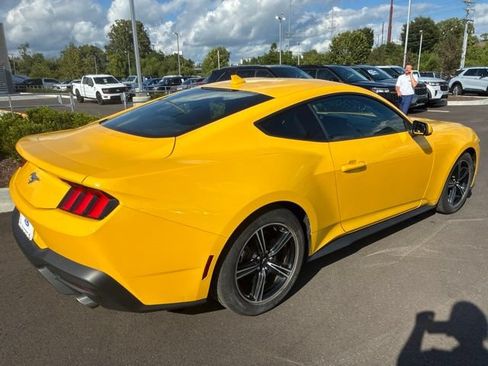 Used 2024 Ford Mustang Coupe RWD image 8