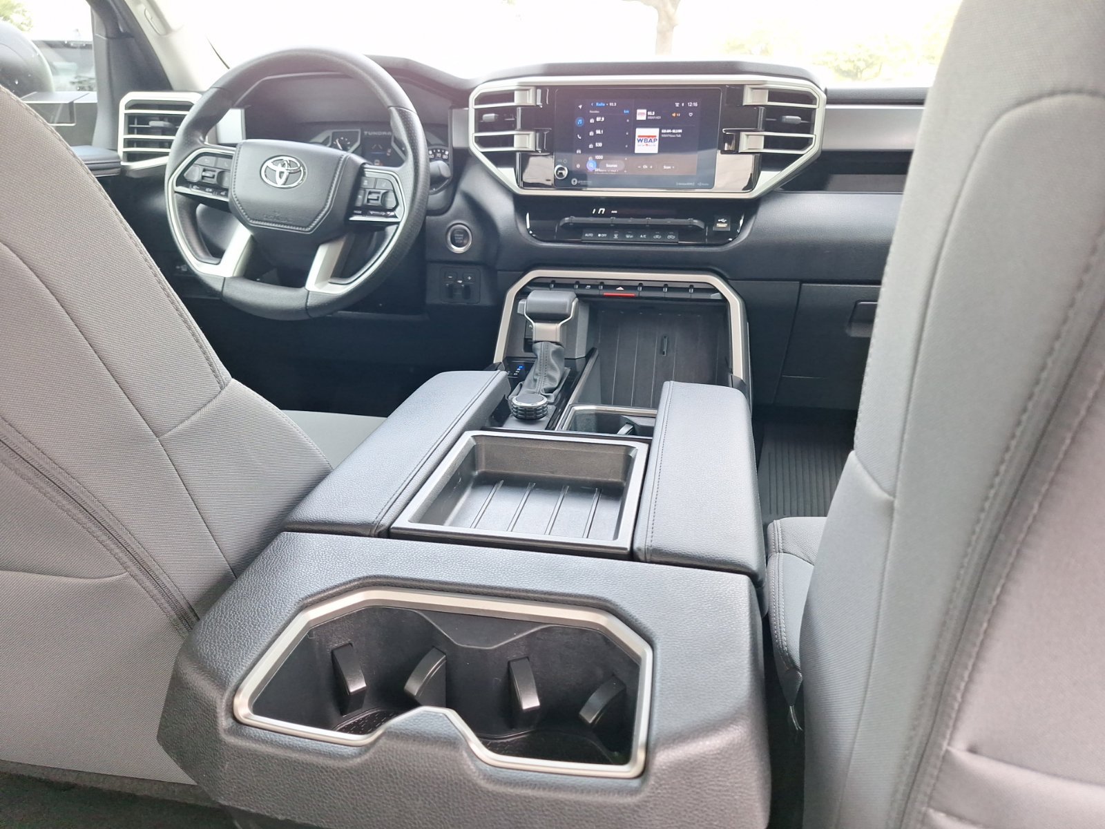 Used 2022 Toyota Tundra SR5 RWD image 32