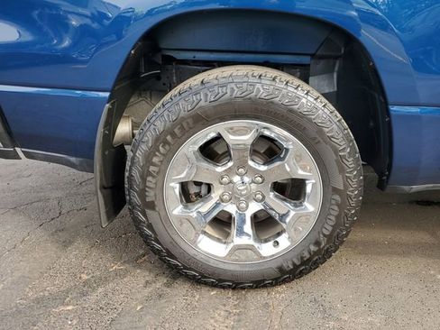 Used 2021 RAM 1500 Big Horn image 9