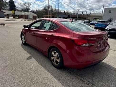 Used 2014 Hyundai Elantra SE FWD image 7