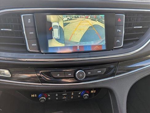 Used 2019 Buick Enclave Avenir w/ Avenir Technology Package image 11