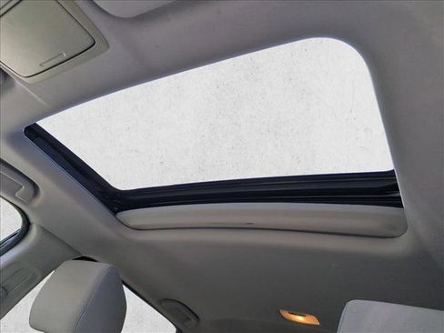 Used 2017 Honda CR-V EX image 15