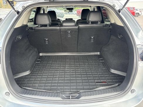 Used 2019 MAZDA CX-5 Touring FWD image 18