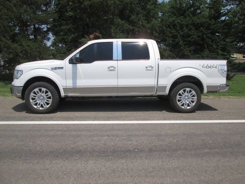 Used 2012 Ford F150 Lariat w/ Lariat Chrome Pkg AWD/4WD image 12