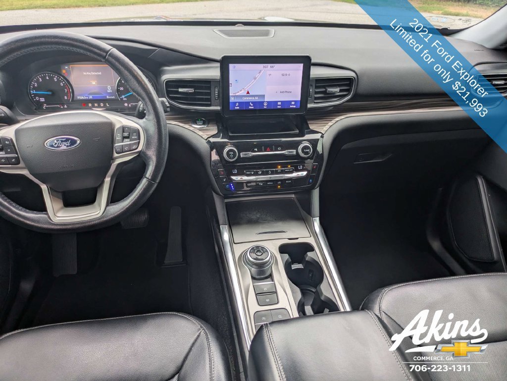 Used 2021 Ford Explorer Limited w/ Equipment Group 301A RWD image 16