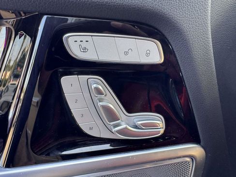 Used 2023 Mercedes-Benz G 550 image 28
