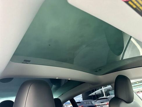 Used 2022 Tesla Model 3 Long Range image 20