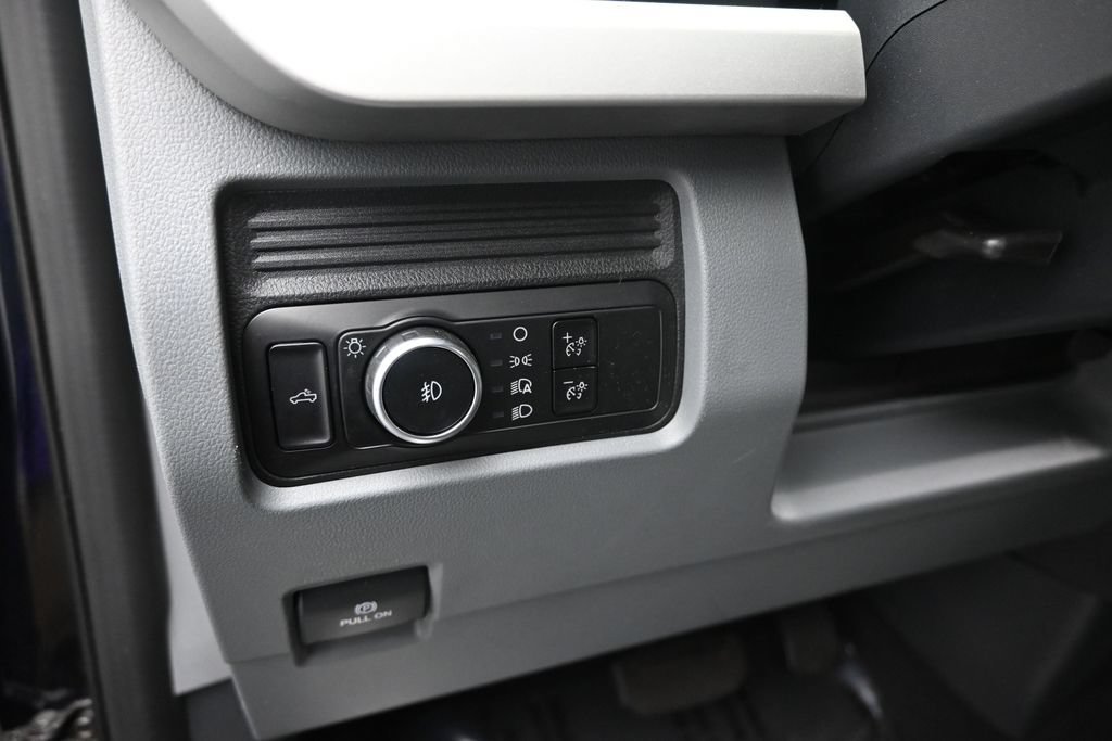 Used 2025 Ford F350 XLT AWD/4WD image 18