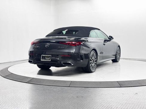 Certified 2024 Mercedes-Benz CLE 300 4MATIC Cabriolet w/ Driver Assistance Package image 36