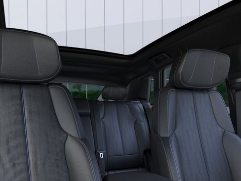 New 2026 Cadillac Lyriq Sport RWD image 24