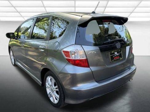 Used 2011 Honda Fit Sport image 3