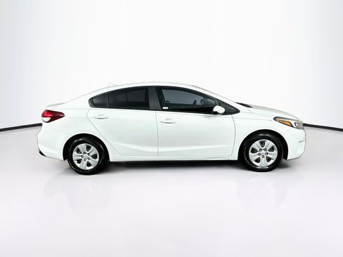 Used 2018 Kia Forte LX FWD image 10