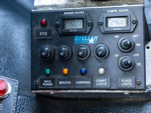 Used 2016 Ford F550 4x4 SuperCab Super Duty image 18