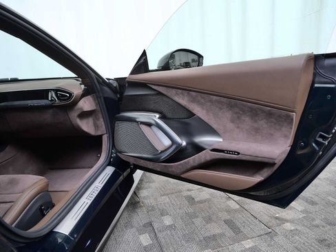 Certified 2025 Ferrari 12Cilindri RWD image 12