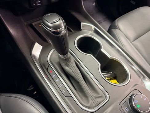 Certified 2020 Chevrolet Traverse Premier image 18