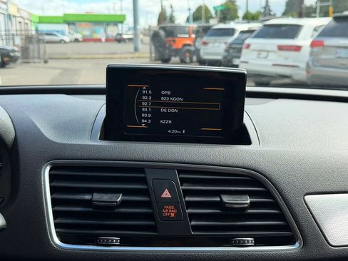 Used 2016 Audi Q3 2.0T Premium Plus FWD image 28