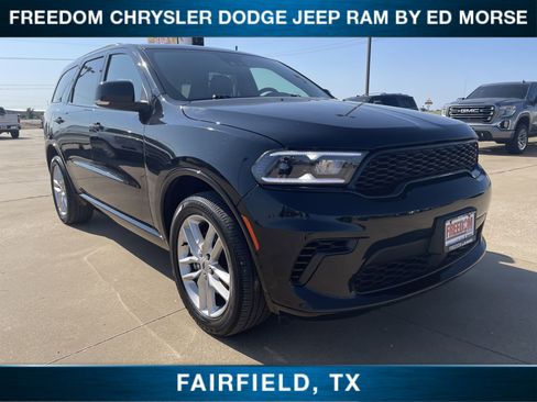 Used 2024 Dodge Durango GT image 1