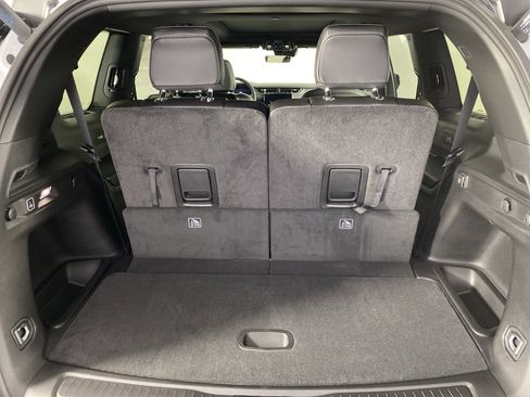 New 2025 Jeep Grand Cherokee L Limited w/ Black Appearance Package image 35