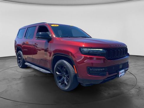 Used 2023 Jeep Wagoneer Series II AWD/4WD image 4