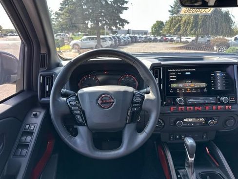 Used 2025 Nissan Frontier PRO-4X w/ Pro Premium Package AWD/4WD image 18