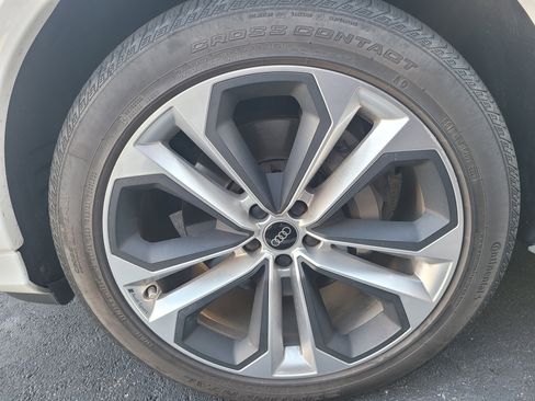 Used 2024 Audi Q7 3.0T Premium Plus image 9