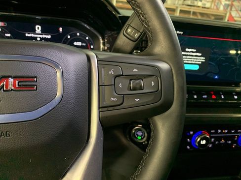 Used 2025 GMC Sierra 2500 SLT w/ SLT Convenience Package AWD/4WD image 26