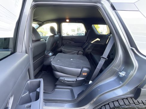 Used 2025 Nissan Pathfinder Rock Creek image 26