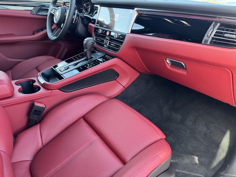 New 2025 Porsche Macan image 16