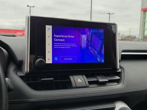 Used 2025 Toyota RAV4 XLE image 26