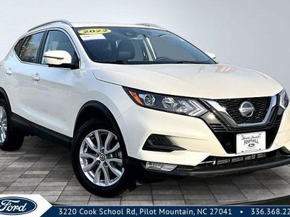 Used 2022 Nissan Rogue Sport SV w/ Technology Package