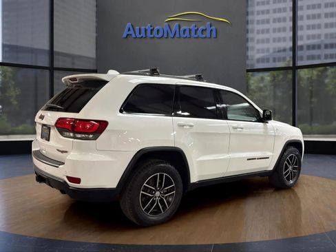 Used 2018 Jeep Grand Cherokee Trailhawk image 12