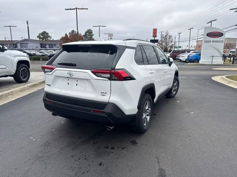 New 2025 Toyota RAV4 XLE image 5