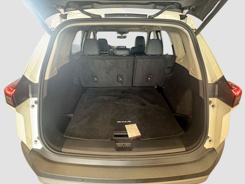 Used 2023 Nissan Rogue SV w/ SV Premium B Package AWD/4WD image 20