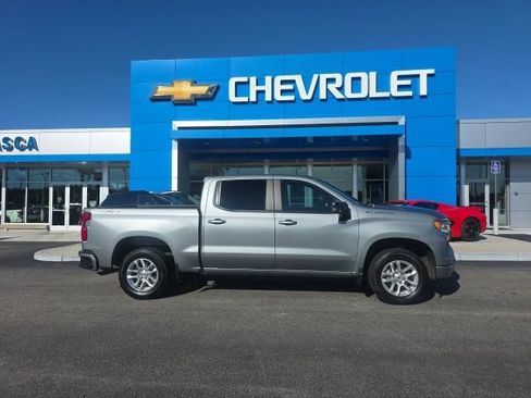 Used 2026 Chevrolet Silverado 1500 RST AWD/4WD image 2