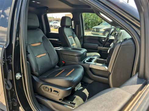 Used 2022 GMC Sierra 2500 AT4 image 23