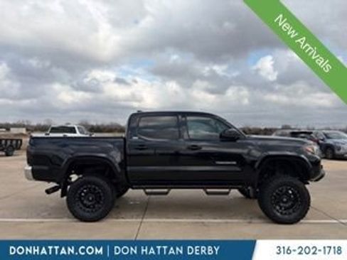 Used 2019 Toyota Tacoma SR5 image 4