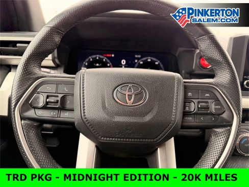 Used 2024 Toyota Tacoma TRD Off-Road image 25