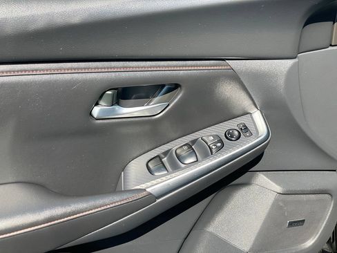 Certified 2024 Nissan Sentra SR w/ SR Premium Package FWD image 14