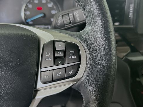 Used 2024 Ford Explorer Limited AWD/4WD image 17
