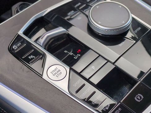 Used 2024 BMW X5 xDrive40i image 31