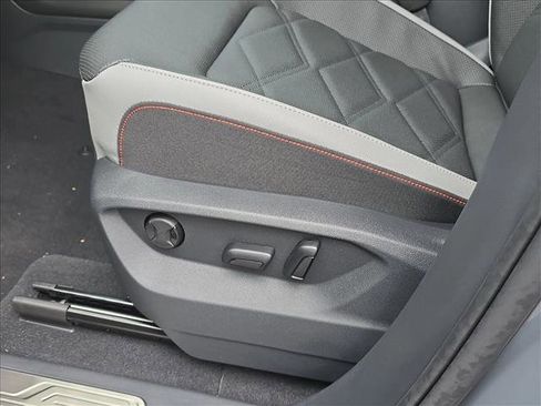 New 2026 Volkswagen Atlas Peak Edition AWD/4WD image 9