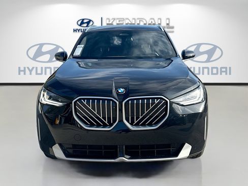 Used 2025 BMW X3 xDrive30i image 2