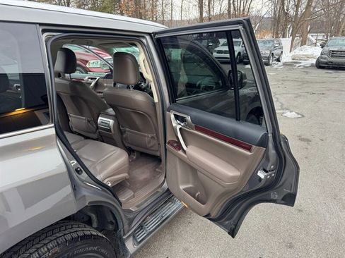 Used 2010 Lexus GX 460 image 39