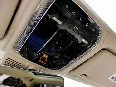 Used 2023 Mercedes-Benz Maybach S 680 4MATIC image 33