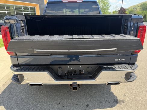 Used 2019 GMC Sierra 1500 SLT w/ SLT Premium Plus Package AWD/4WD image 15