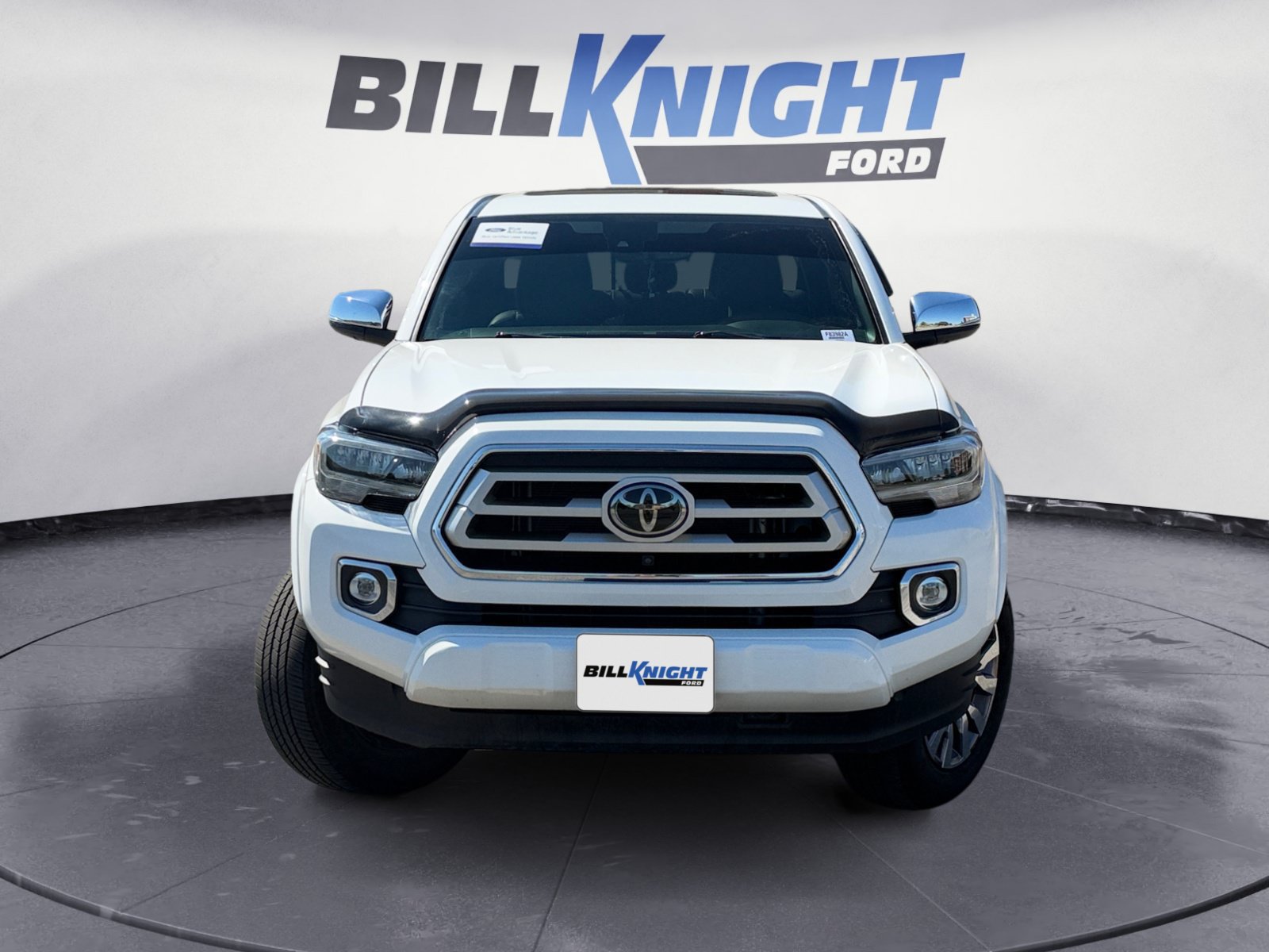 Used 2022 Toyota Tacoma Limited AWD/4WD image 8