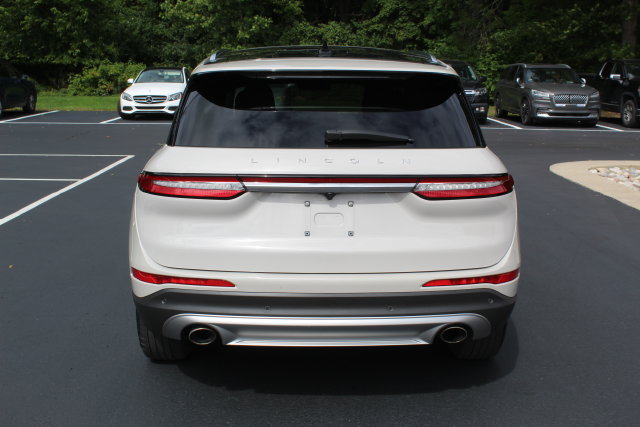 Certified 2023 Lincoln Corsair Reserve w/ Equipment Group 201A AWD/4WD image 4