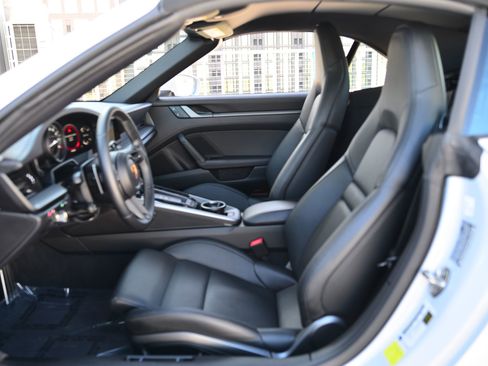 Certified 2024 Porsche 911 Carrera 4S image 5